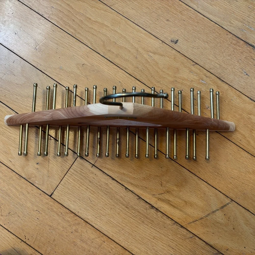 Jos A Bank Cedar Wood Tie Rack Hanger Closet Organizer Brass Pegs Closet Men